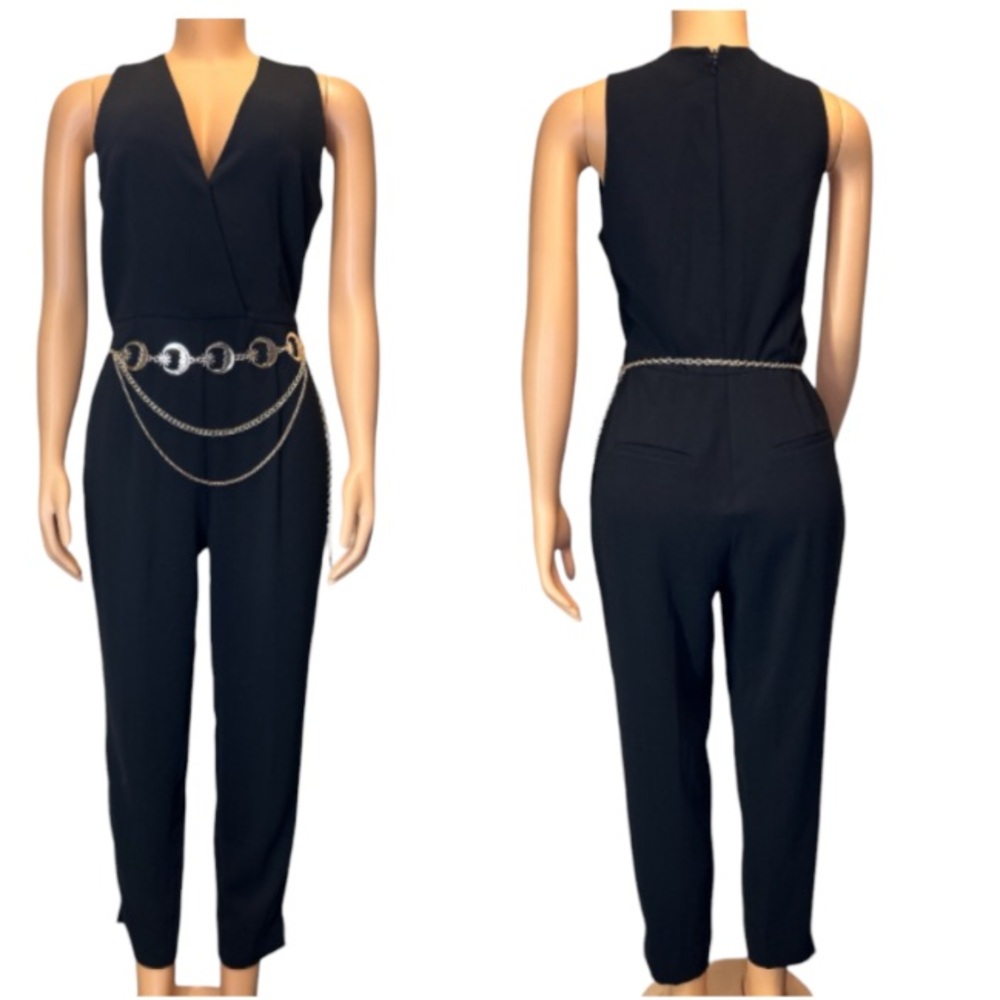 H&M Jumpsuit Black Crop ankle sleeveless Snap V Neck Back Zip  Closure size 8